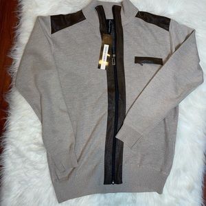Men modern sweater zipper Leonardo Gavino